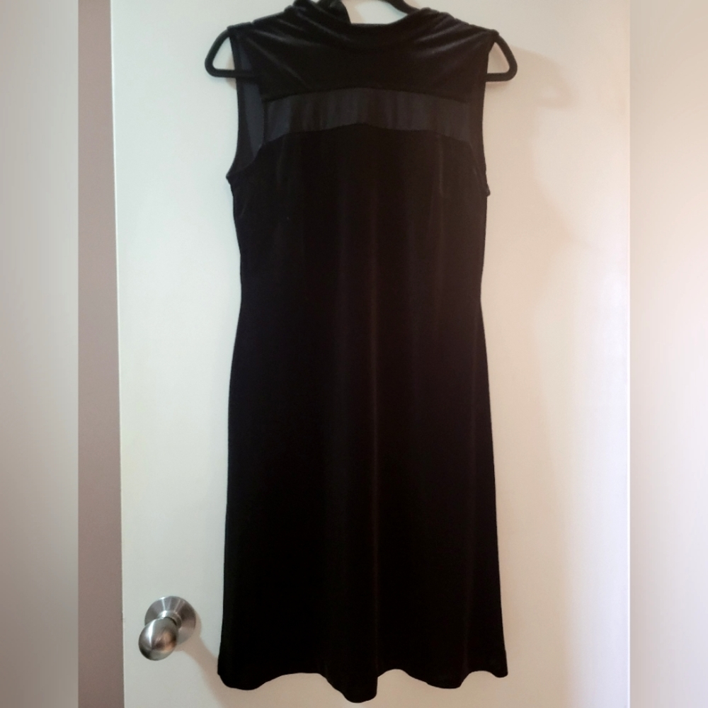 NWT Tommy Hilfiger black velvet sleeveless high neck midi dress size 8